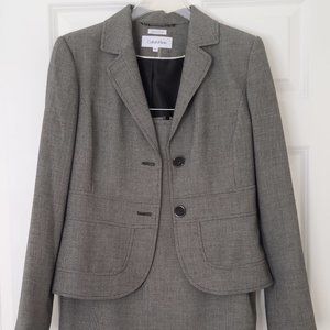 NWOT Calvin Klein Gray Suit Size 6
